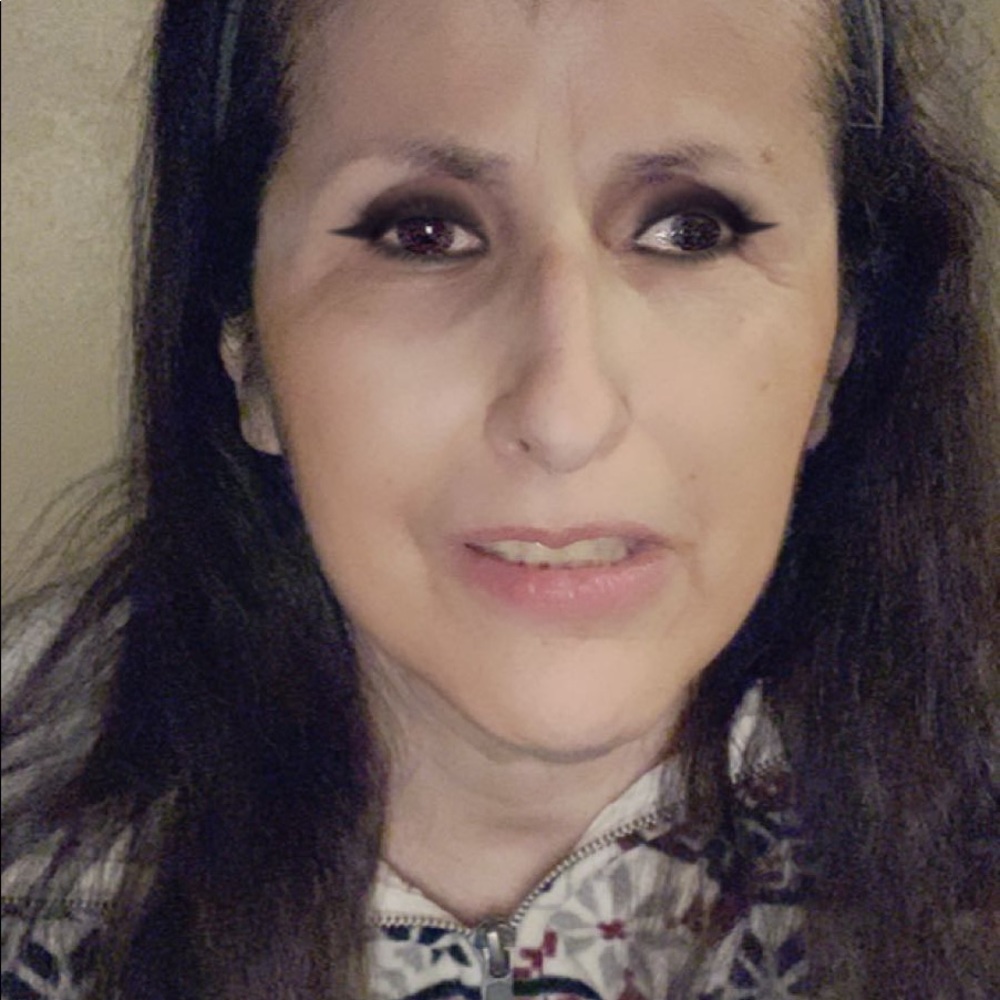 Meet your Posher, Rebecca